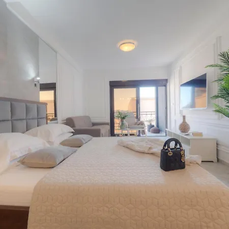 Bed & Breakfast Misisuone *